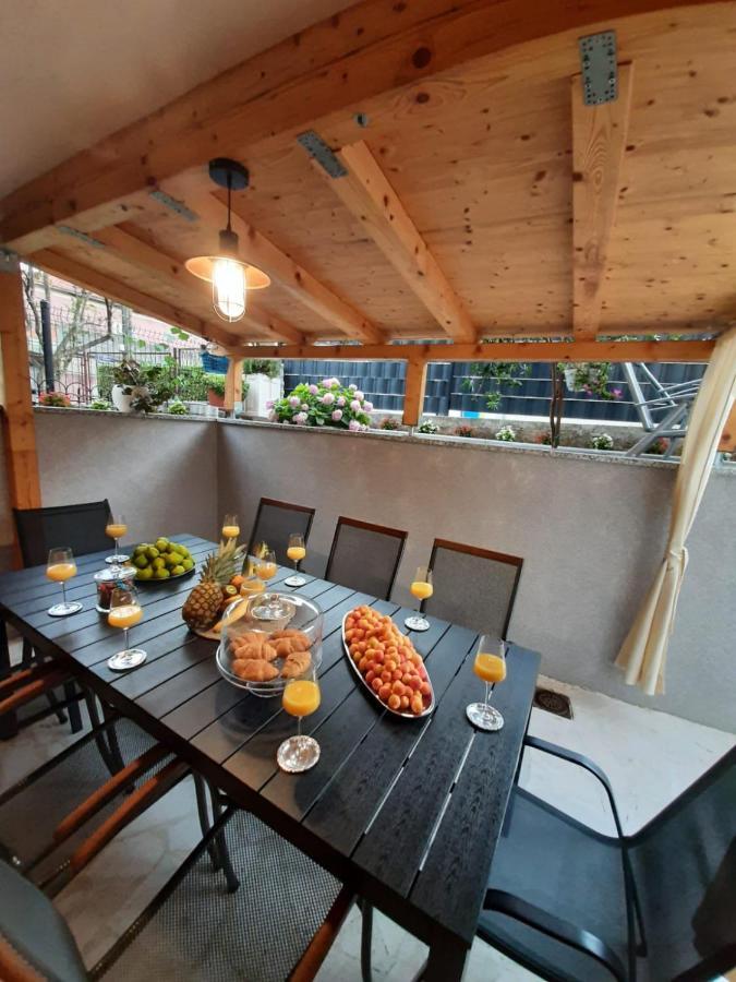 Apartment Radalj Kaštela Zewnętrze zdjęcie