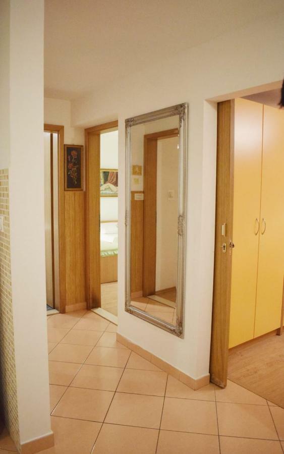 Apartment Radalj Kaštela Zewnętrze zdjęcie